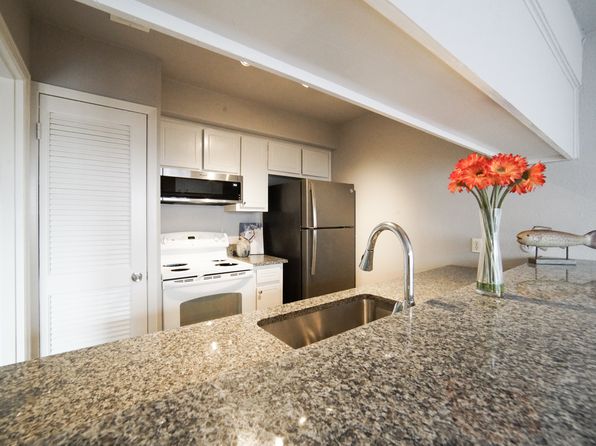 210 Wilshire Dr APT A