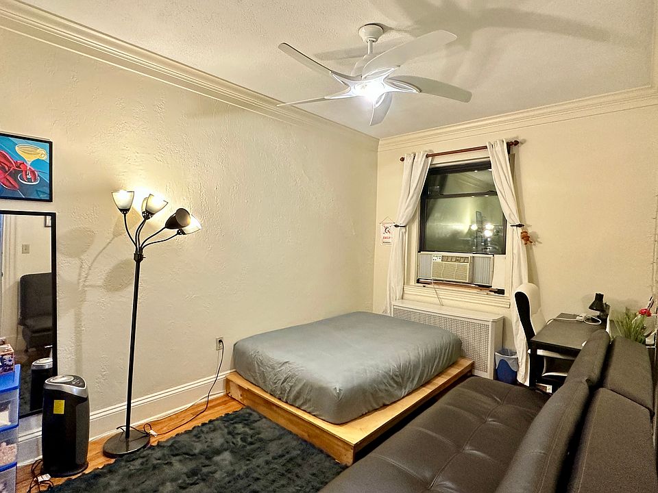 1st image of 82 Jersey St