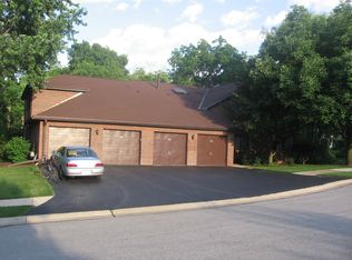 5367 Newport Dr #3-4D, Lisle, IL