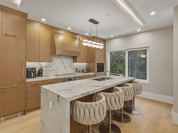 4th image of 1733 River Run Pl