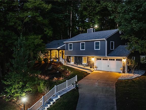 2nd image of 40 Woodland Park Dr