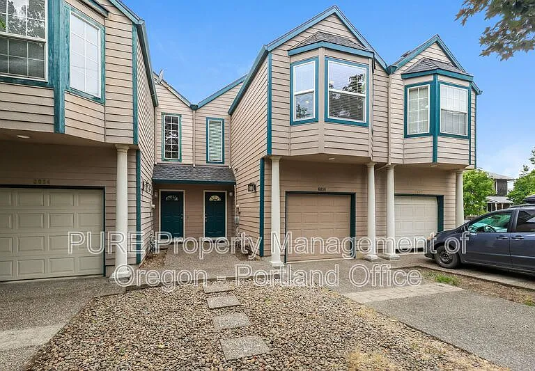 6038 S Hood Ave — Photo 1