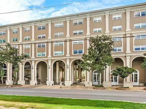 1750 Saint Charles Ave APT 303, New Orleans, LA 70130