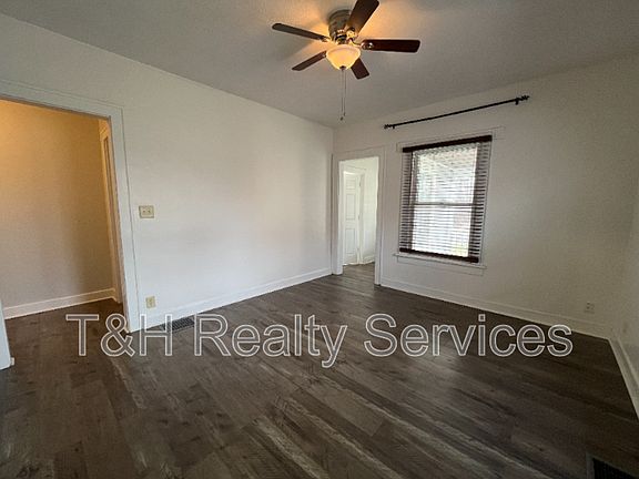 5th image of 5956 E Beechwood Ave