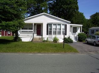 10 Green Holly Dr, Kingston, MA 02364