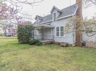 2001 Oakwood Ave, Bentonville, AR 72712