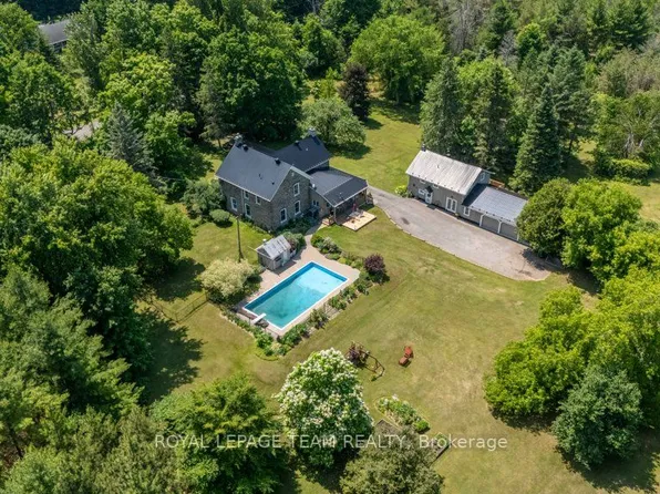 10095 Shaw Rd, North Dundas, ON K0E 1S0