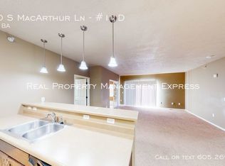 5000 S Macarthur Ln #11D, Sioux Falls, SD 57108