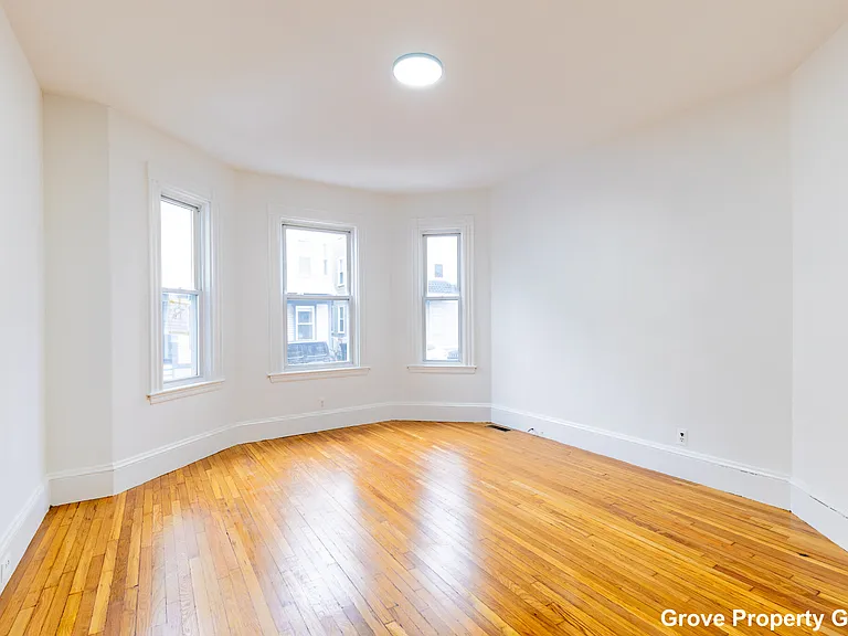 178 L St #1 — Photo 2