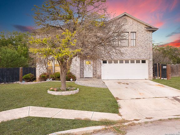 5th image of 11234 TALBOT SQ