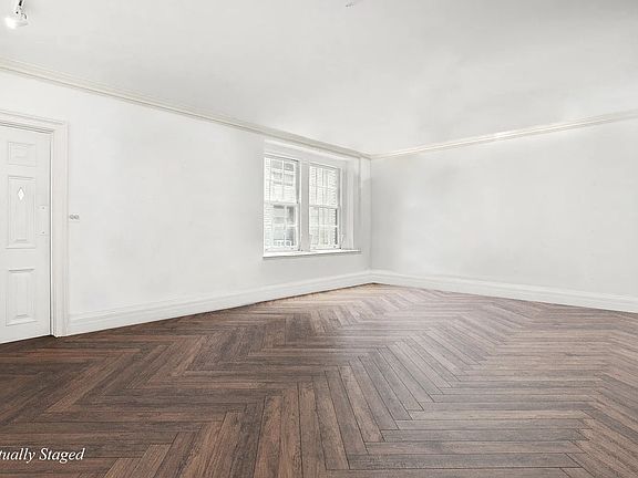 4th image of 447 E 57th St #9