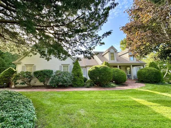 9 Cedar Hill Road, East Dennis, MA 02641