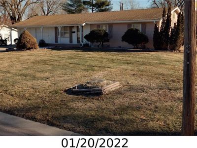 6925 Earnshaw St, Shawnee, KS, 66216