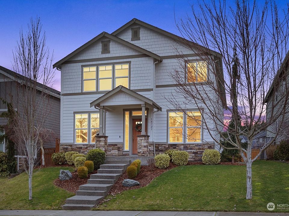 1st image of 18723 139th Street E