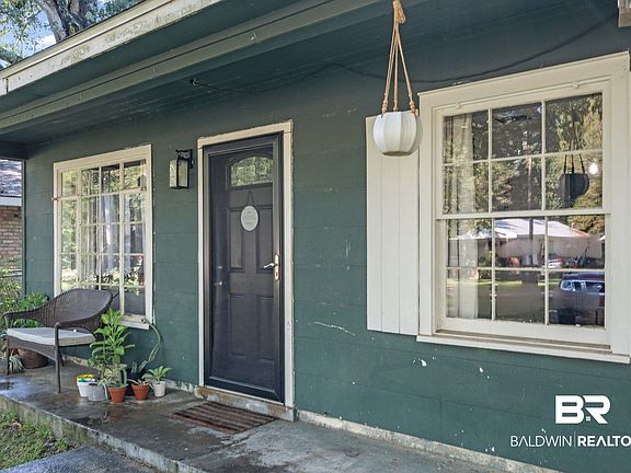 5th image of 22937 Joyce Ave