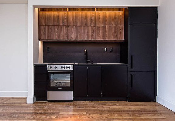 5th image of 1 Duffield St #438