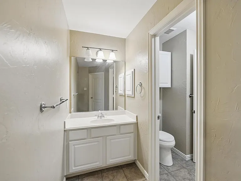 1805 Southwicke Dr — Photo 27