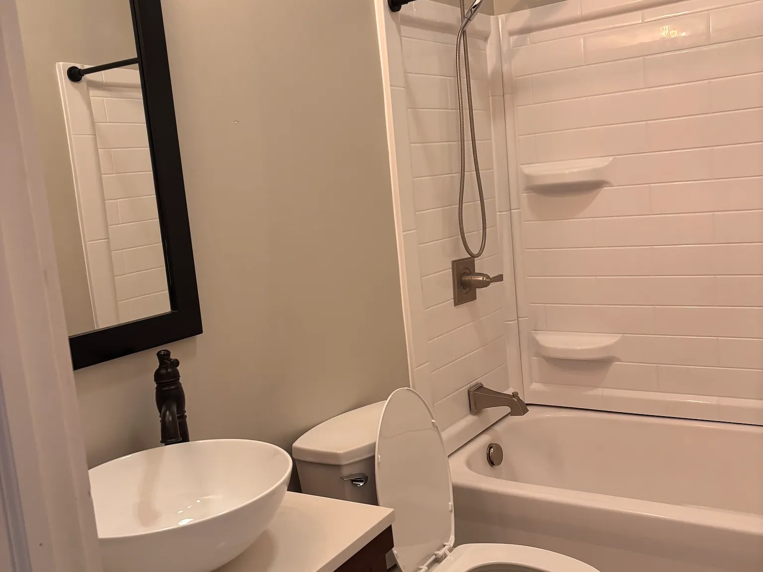 3 bed, 1513 sqft, $1,300 — Photo 4