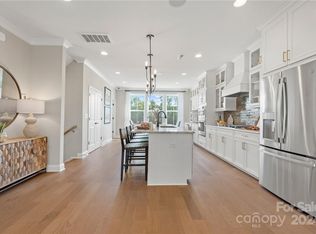 3005 Oak Landing Dr, Charlotte, NC 28205