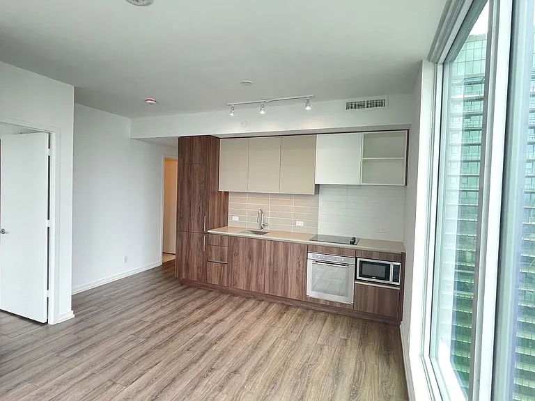 1000 Portage Pkwy #3111 — Photo 4
