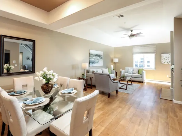 912 Campisi Way Unit 403, Campbell, CA 95008