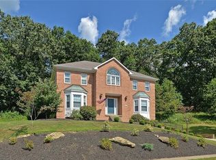 344 Cloverdale Dr, Wexford, PA