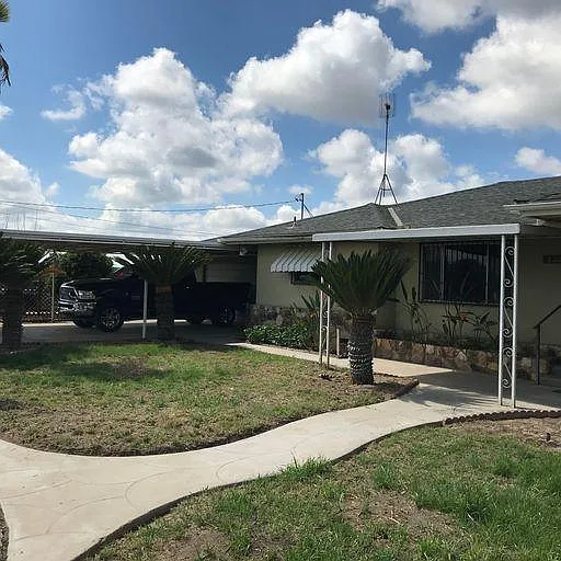 N Madera Ave, Kerman — Photo 1