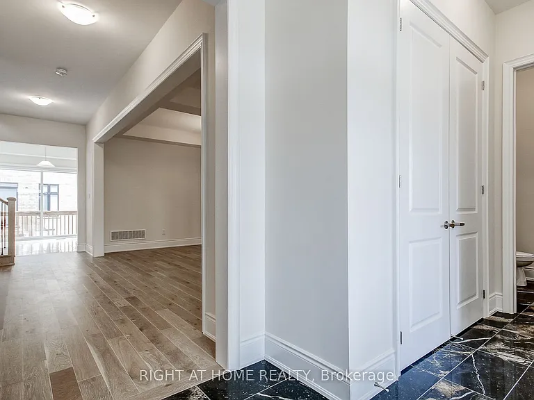 51 Lorrain Hand Cres — Photo 6