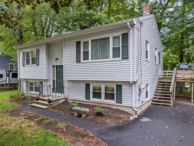 5 Carolyn Street, Topsham, ME, 04086
