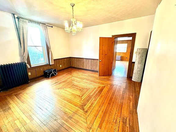 4th image of 521 E Market St #1A