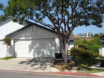 1st image of 2422 Saratoga Ln