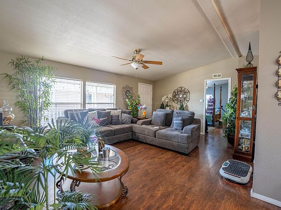 3rd image of 1501 E Avenue I Space 123