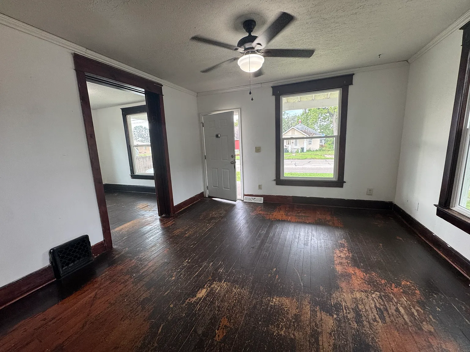 3 bed, 1408 sqft, $1,200 — Photo 3