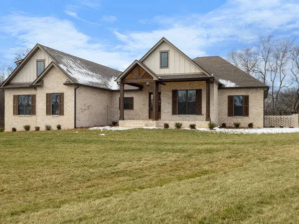 285 Martha Morgan Way, Cunningham, TN 37052