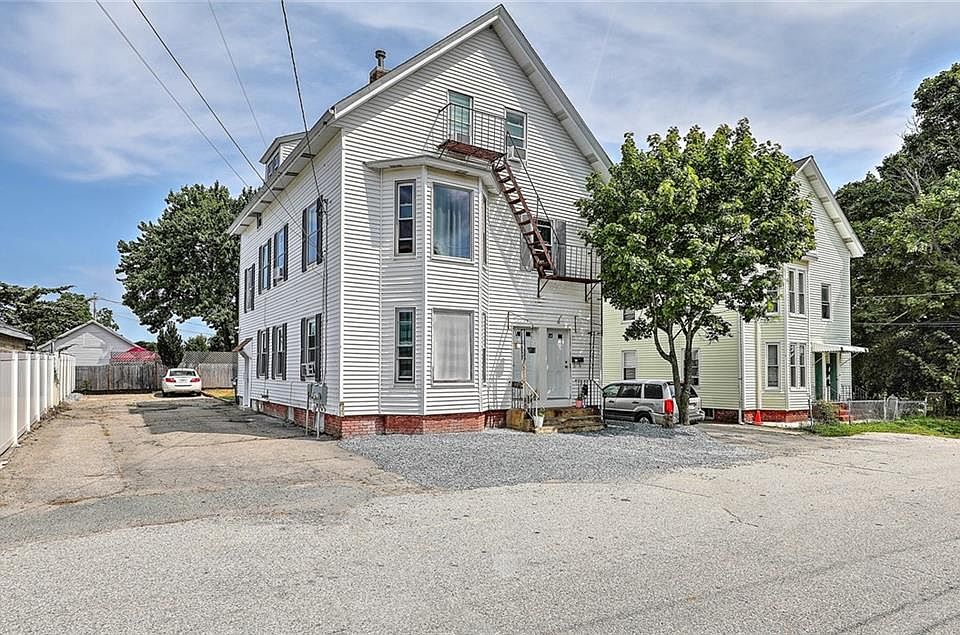 1st image of 8 Sanford Ave