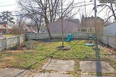 4th image of 4956 Oakland Dr