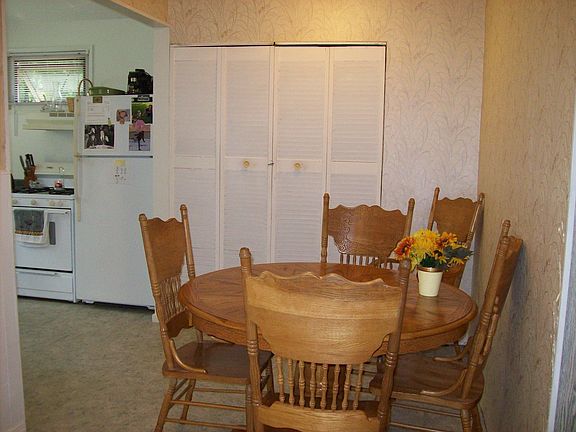 5th image of 1666 N Gardiner Dr