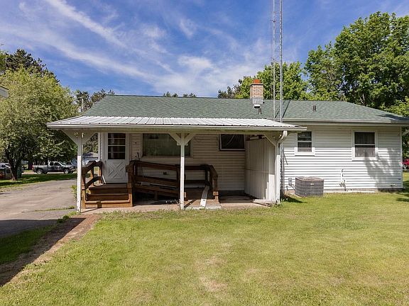 4th image of 627 DERESCH STREET