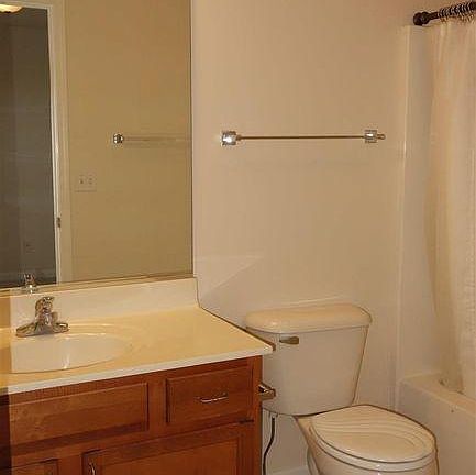 2nd image of 11217 Oakwood Dr #47