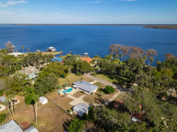 521 N LAKE Street, Crescent City, FL 32112