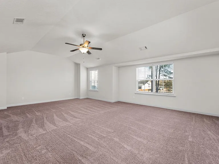 3009 Stanhope Dr — Photo 7