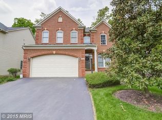 8620 James Creek Dr, Springfield, VA 22152