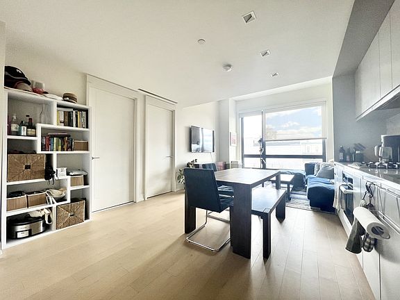 5th image of 550 Vanderbilt Ave APT 517