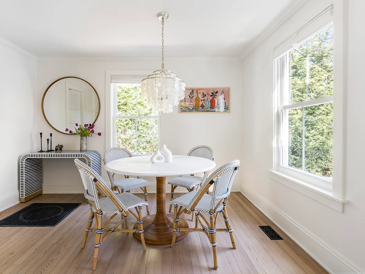 New Southampton Village Summer Rental — Photo 4