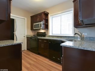 7915 S Champlain Ave #3, Chicago, IL 60619