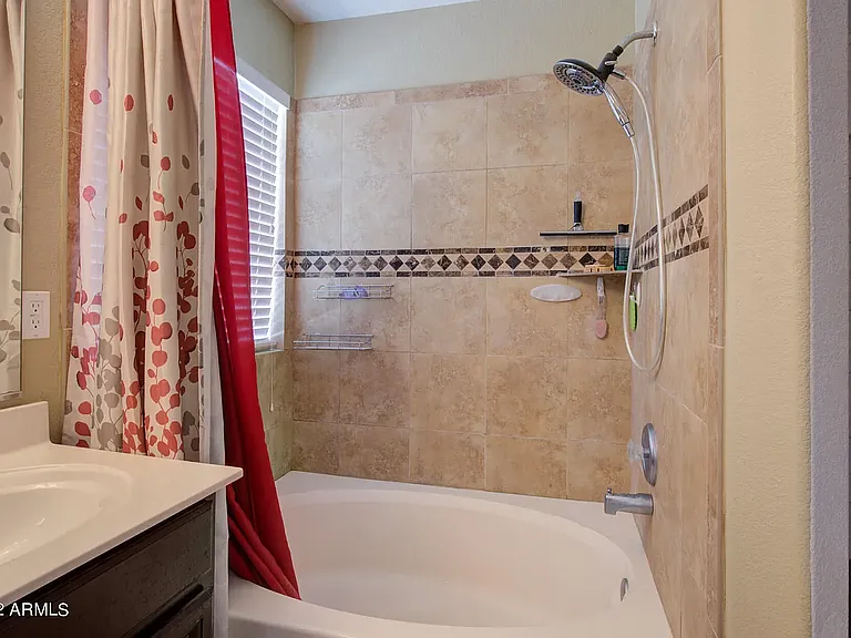 9406 E Ellis St — Photo 10
