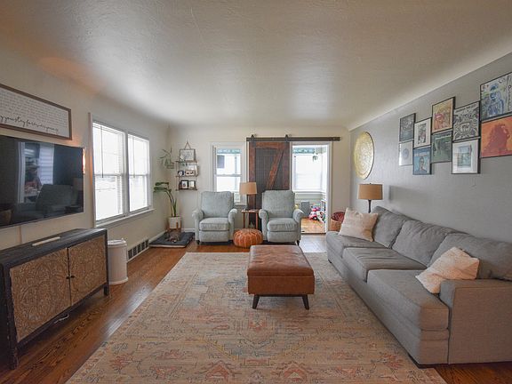 5th image of 338 N Lafayette St