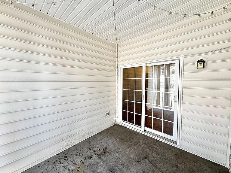 2304 Margraf Cir — Photo 26