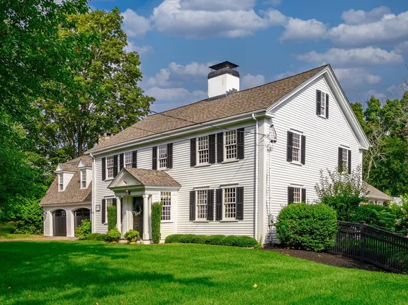 233 Washington St, Hanover, MA 02339