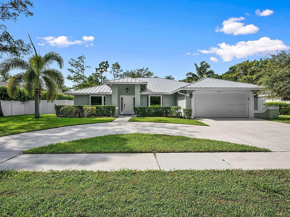 1st image of 13724 Lilac Pl
